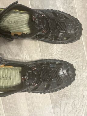 Men's Black Outdoor Water-Ready Fisherman Sandals